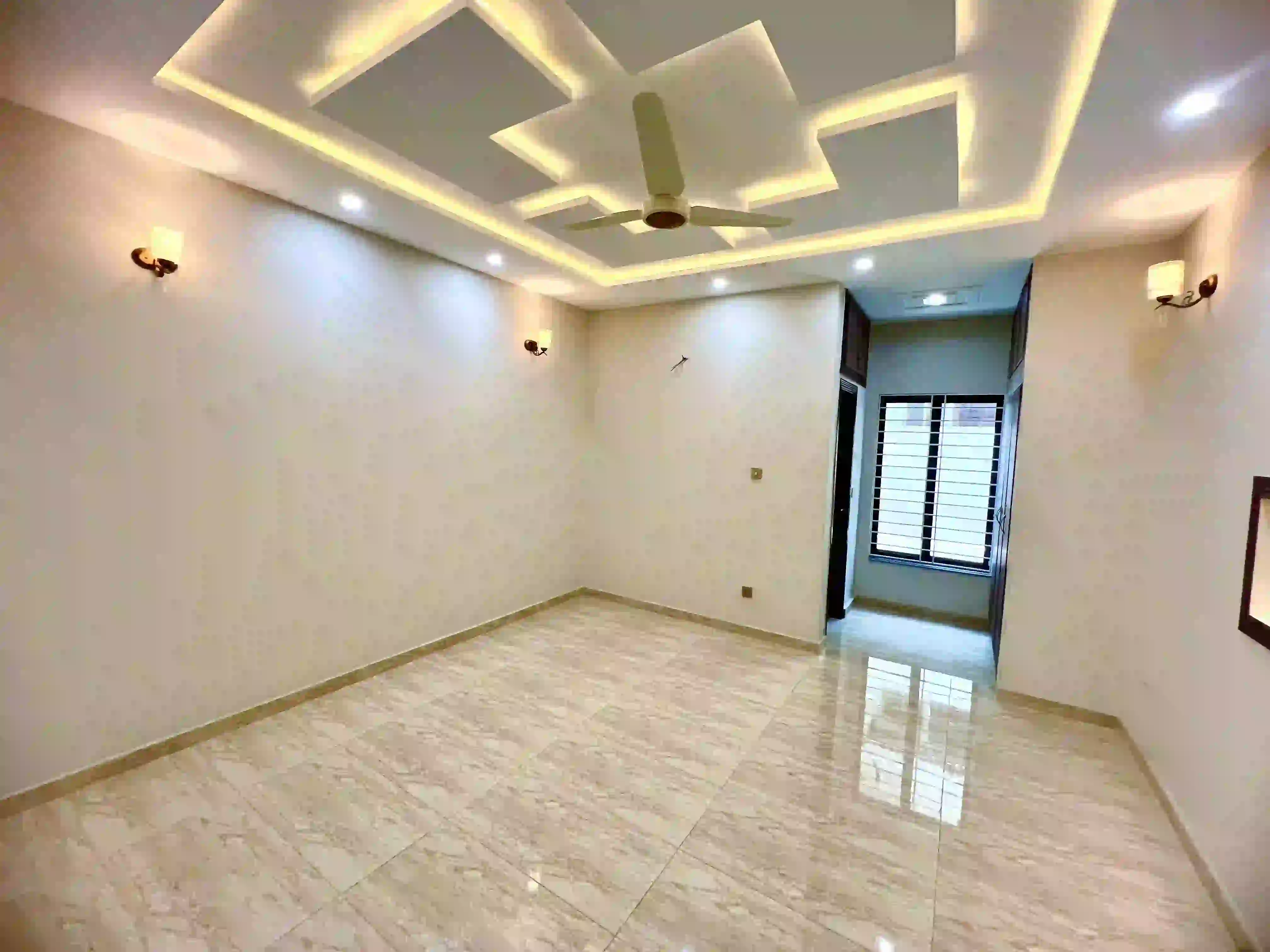 House for sale in F17